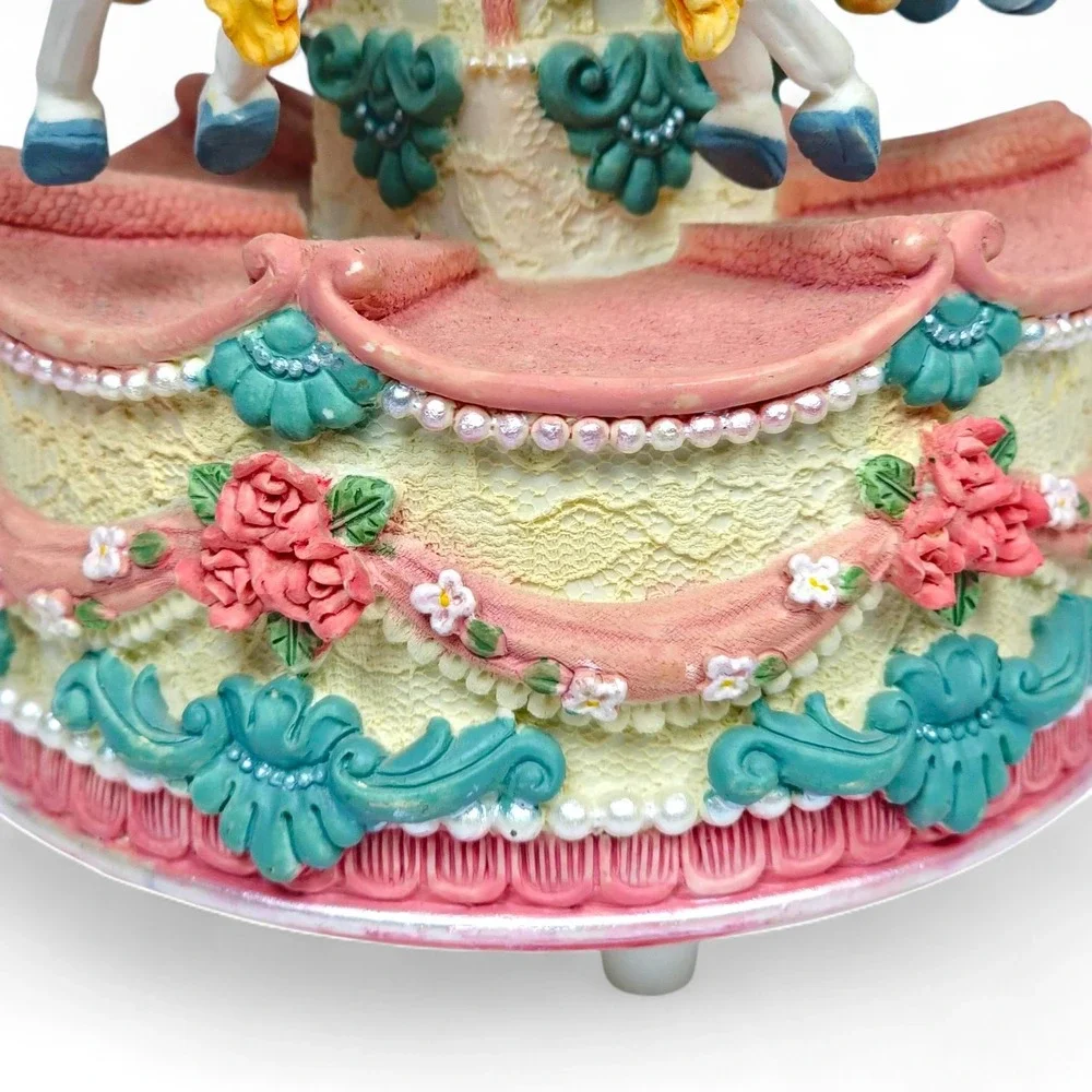 Musical Rotating Carousel Horse Music Box Plays Carousel Waltz Pink Floral